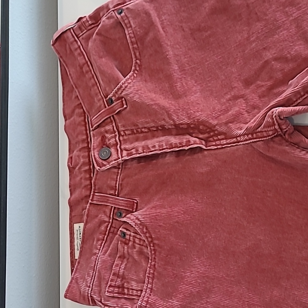 Levi's 511 slim fit corduroys 30 × 32 faded red